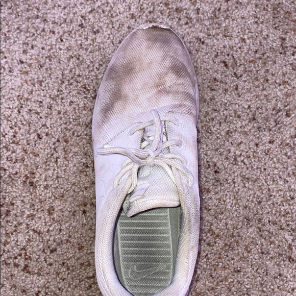 Nike Women Shoes - Picture 2 of 4